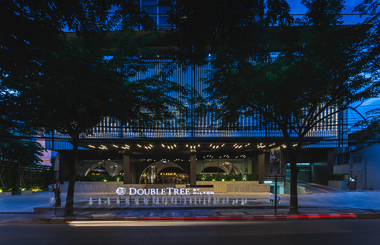 DOUBLE TREE BY HILTON HOTEL SUKHUMVIT BANGKOK