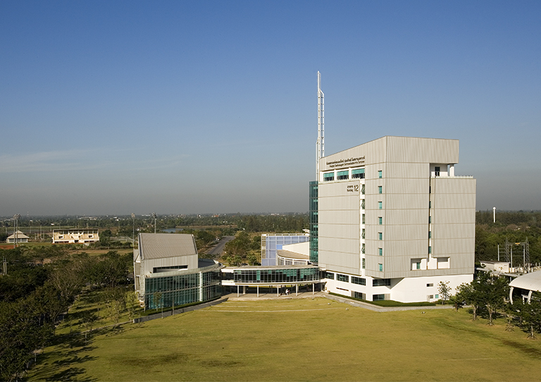 COMMUNICATION ARTS COMPLEX